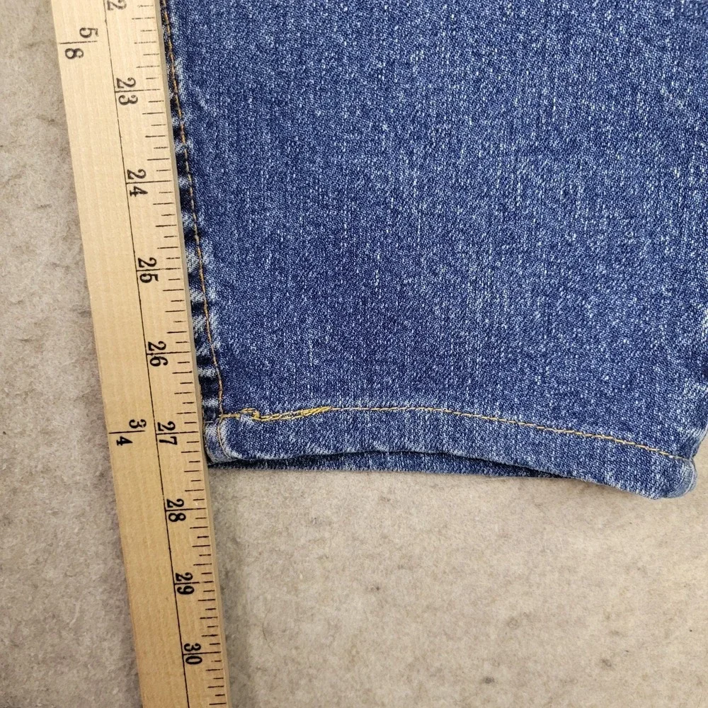 Vintage Levis 550 Jeans Mens 40x28 Medium Wash Baggy Made In USA Faded 90s